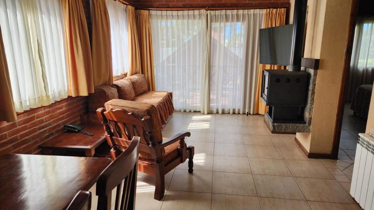 Refugio Del Bosque Villa Carilo Luaran gambar