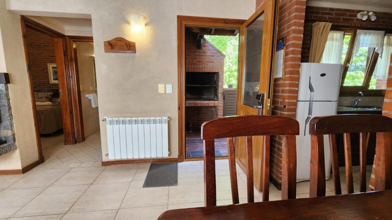 Refugio Del Bosque Villa Carilo Luaran gambar