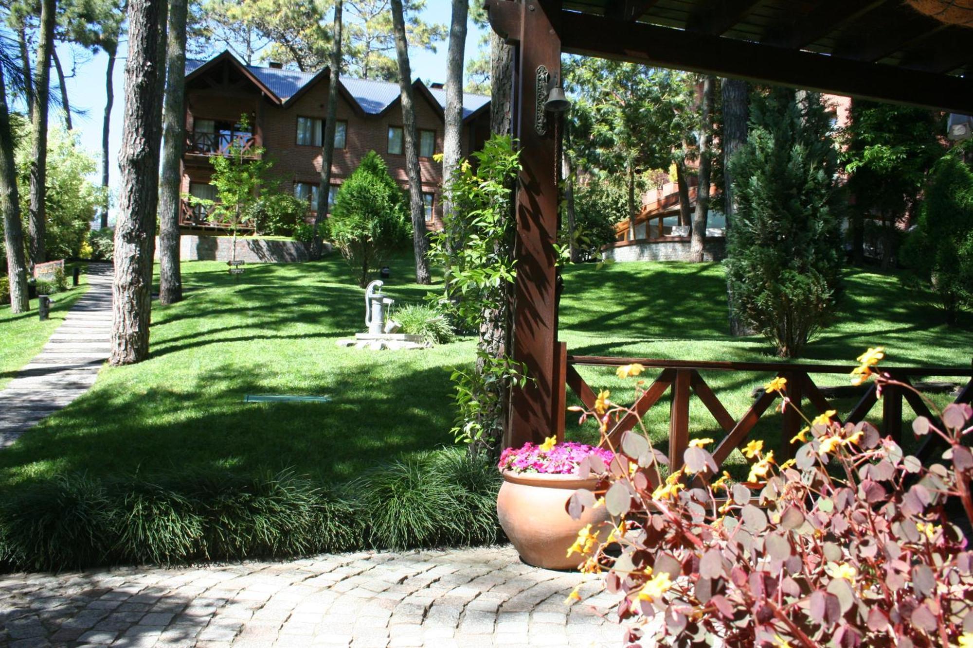 Refugio Del Bosque Villa Carilo Luaran gambar