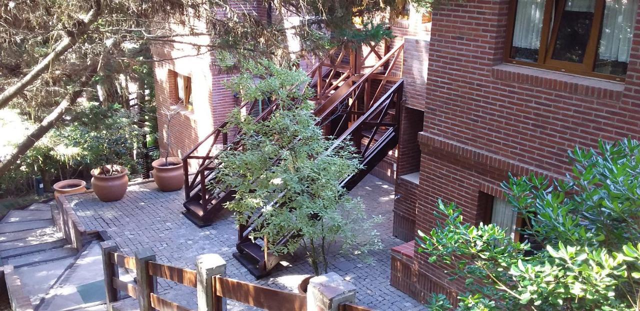 Refugio Del Bosque Villa Carilo Luaran gambar